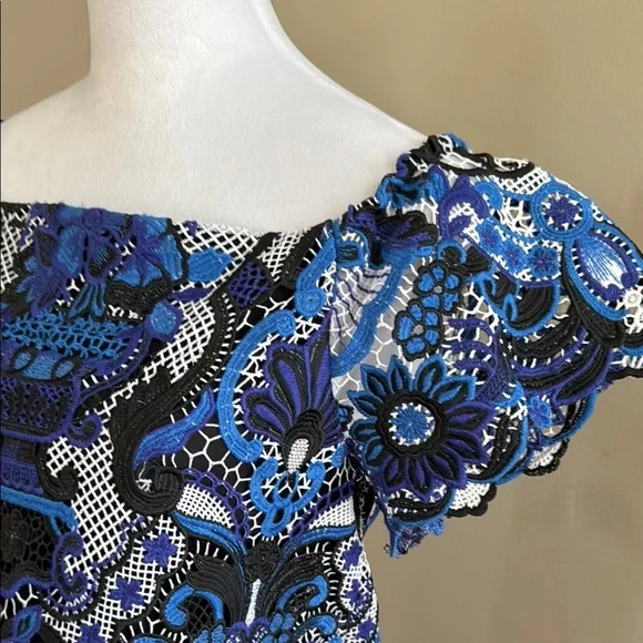 Alice + Olivia Guipure Off Shoulder Crochet Embroidery Blouse Top Lace Blue Sz S Blouses